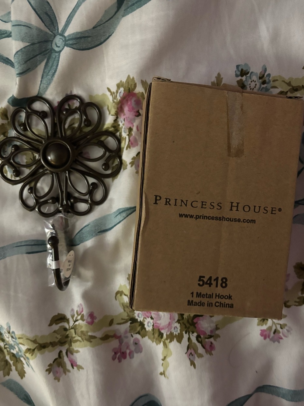 Princess House - Fantasia Metal Wall Hook ( Meridian Collection )
